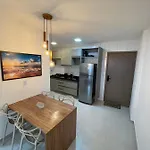 Apartamento novo em Jatiúca, a 400 mts da praia!